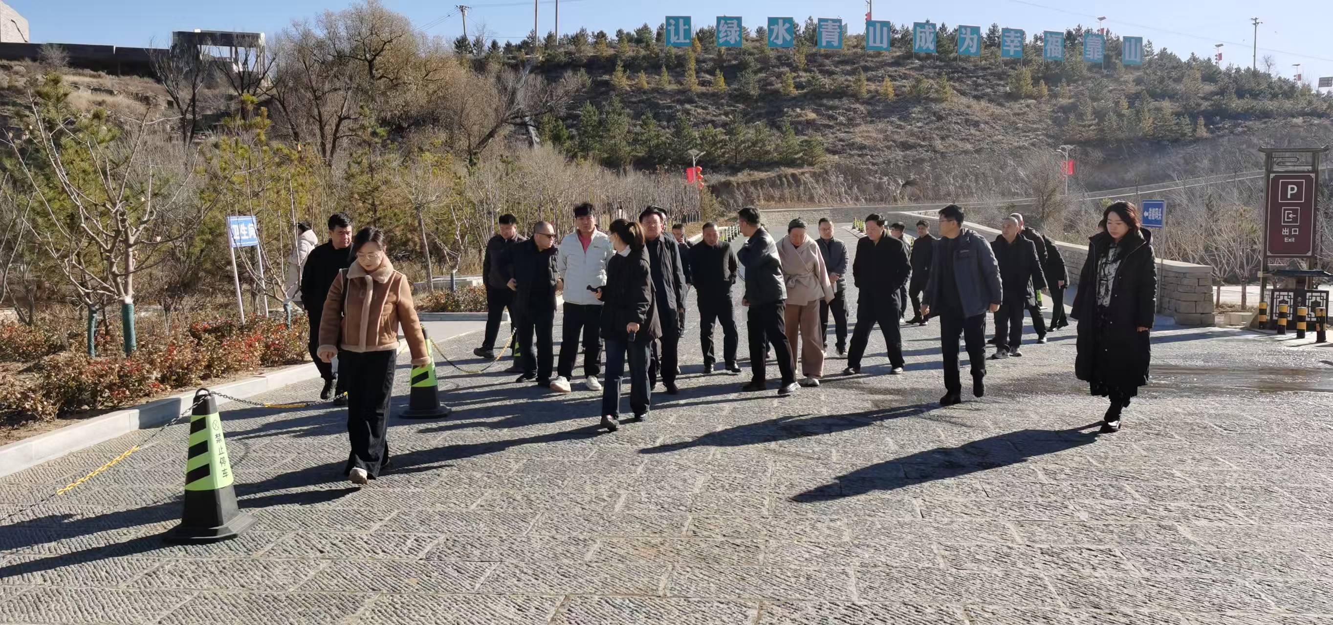 微信图片_20251121122809_1699_140.jpg 微信图片_20251121122809_1699_140.jpg